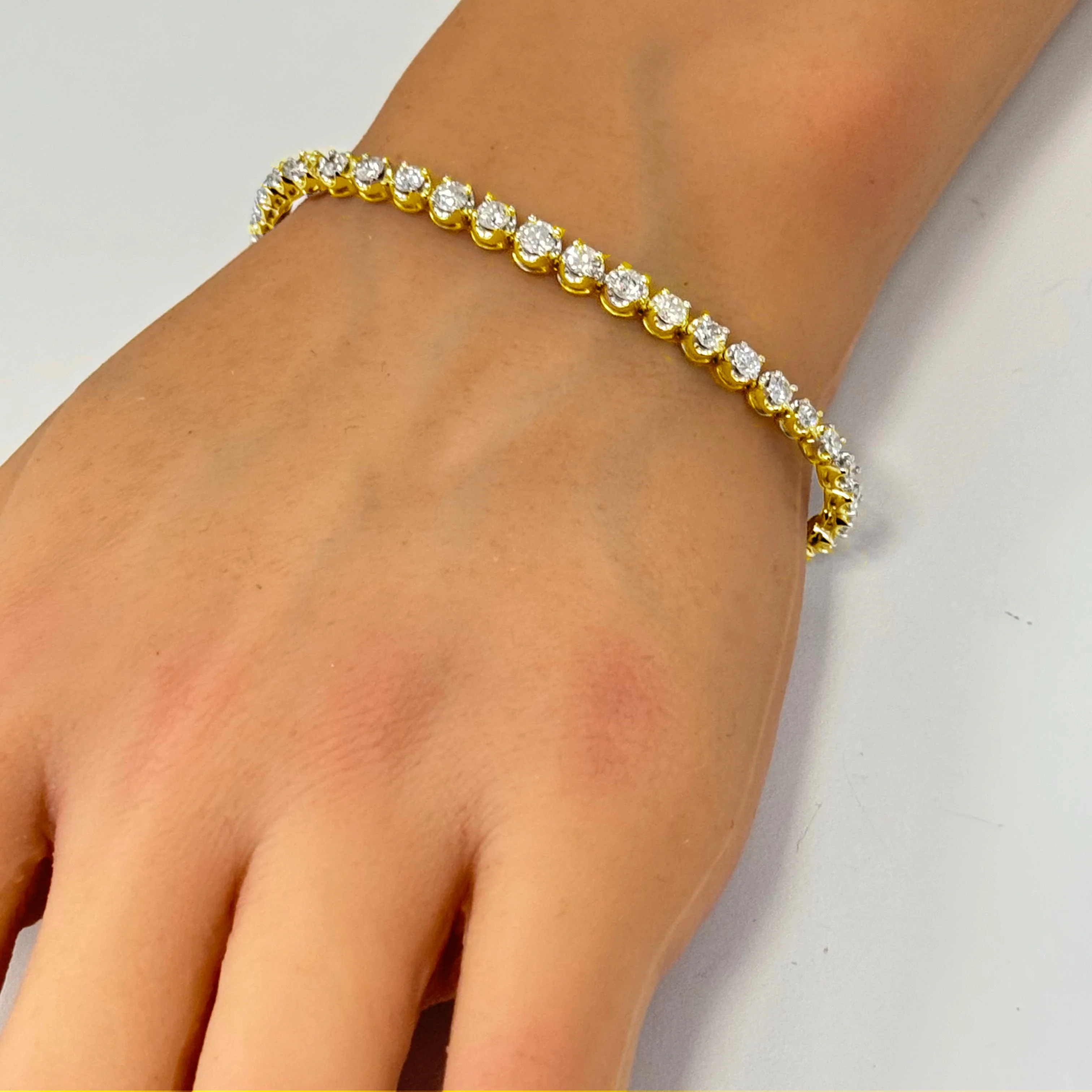 <span style="color:purple">SPECIAL!</span> 3.01ct G SI 14K Yellow Gold Diamond Graduated Style Tennis Bracelet 7" Long - Image 2