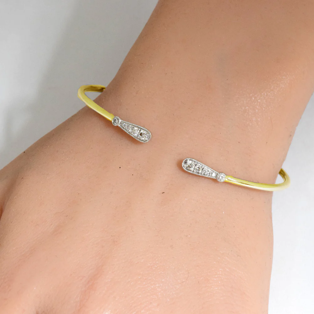 <span style="color:purple">SPECIAL!</span> .24ct G SI 14K Yellow Gold Diamond Flexible Open Bangle Bracelet - Image 2