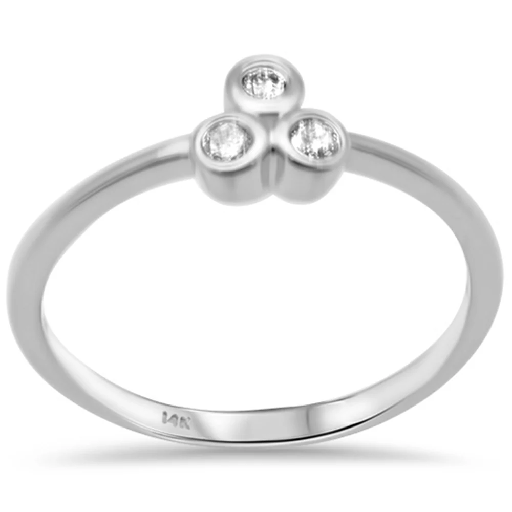 <span>DIAMOND CLOSEOUT! </span>.11ct G SI 14K White Gold Diamond Three Stone Ring Size 6.5