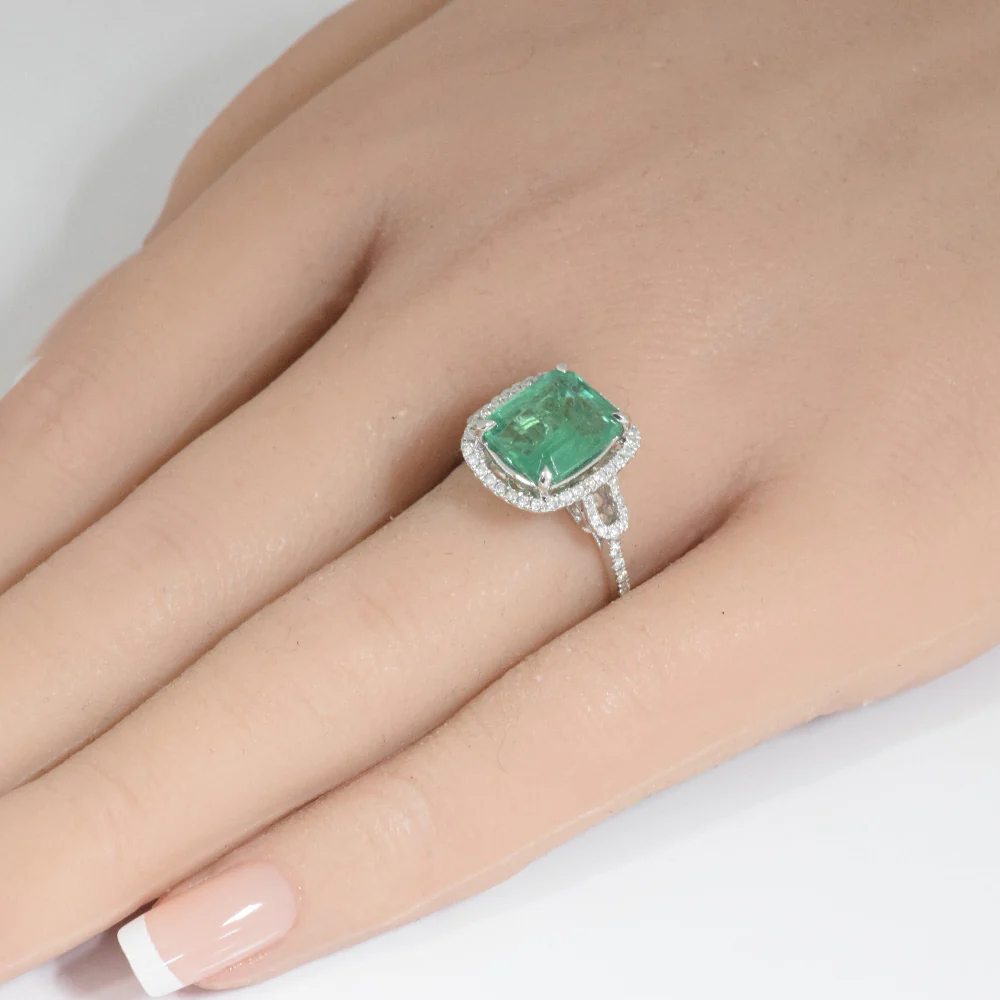 <span style="color:purple">SPECIAL!</span> 4.00ct G SI 14K White Gold Diamond Natural & Emerald Ring Size 6.5 - Image 2