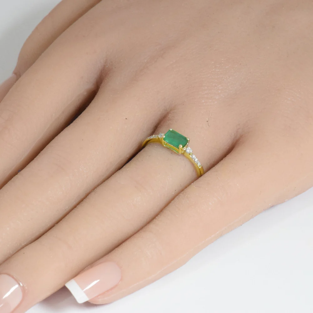 <span style="color:purple">SPECIAL!</span> .61ct G SI 14K Yellow Gold Diamond & Emerald Gemstone Ring Size 6.5 - Image 2