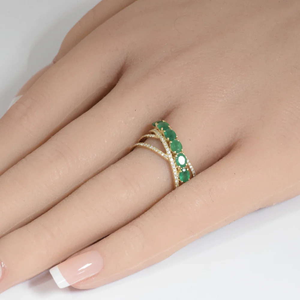 <span style="color:purple">SPECIAL!</span>1.10ct G SI 14K Yellow Gold Diamond & Emerald Gemstone Wrap Around Band Ring Size 6.5 - Image 2